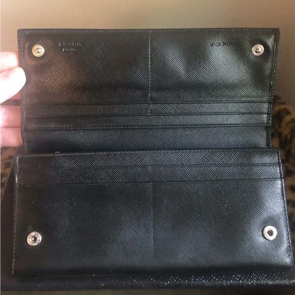 Prada Saffiano leather snap wallet with box - Picture 9 of 15